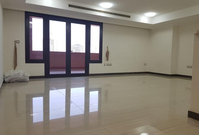 935018 - Property Image 2