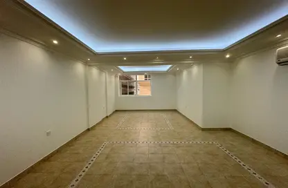 Apartment - 2 Bedrooms - 2 Bathrooms for rent in Al Zubair Bakkar Street - Al Sadd - Doha