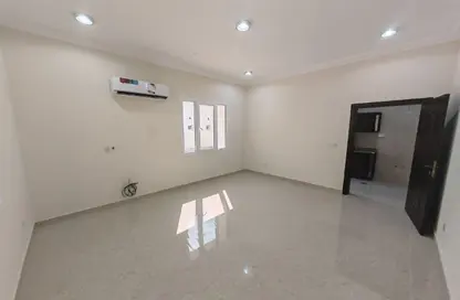 Apartment - Studio - 1 Bathroom for rent in Al Sailiya - Al Sailiya - Doha