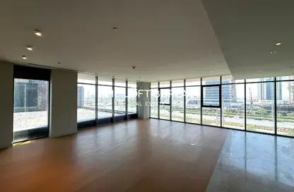 Apartment - 2 Bedrooms - 3 Bathrooms for sale in Qetaifan Islands - Lusail