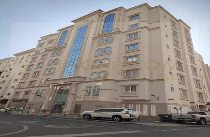 Apartment - 3 Bedrooms - 3 Bathrooms for rent in Fereej Bin Mahmoud South - Fereej Bin Mahmoud - Doha