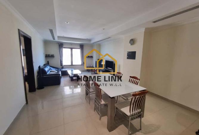 978889 - Property Image 2