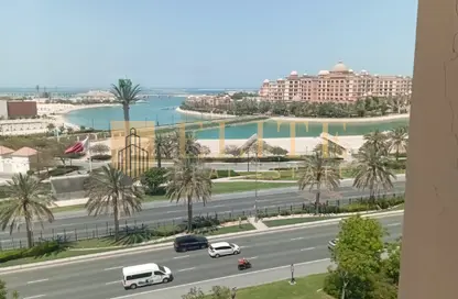 Apartment - 2 Bedrooms - 3 Bathrooms for rent in East Porto Drive - Porto Arabia - The Pearl Island - Doha