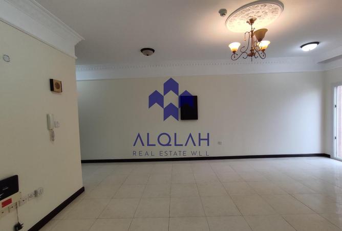 1000137 - Property Image 3