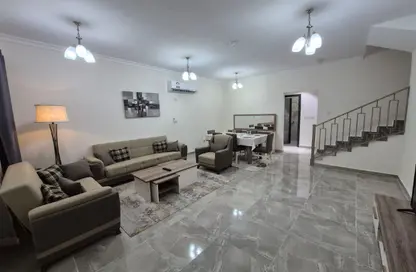 مجمع سكني - 4 غرف نوم - 4 حمامات للبيع في الوكرة - الوكرة - الوكرة - الوكرة