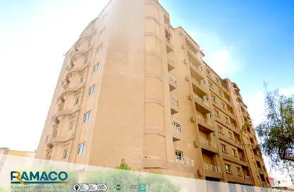 Apartment - 2 Bedrooms - 2 Bathrooms for rent in Al Sadd Road - Al Sadd - Doha