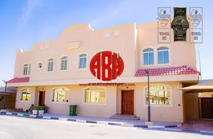 Villa - 4 Bedrooms - 4 Bathrooms for rent in Souk Al gharaffa - Al Gharrafa - Doha