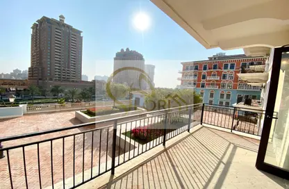 Apartment - 2 Bedrooms - 3 Bathrooms for sale in Qanat Quartier - The Pearl Island - Doha