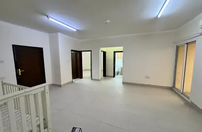 شقة - 2 غرف نوم - 2 حمامات للايجار في مدينة خليفة جنوب - مدينة خليفة - الدوحة