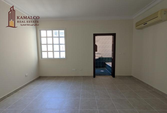 960008 - Property Image 3