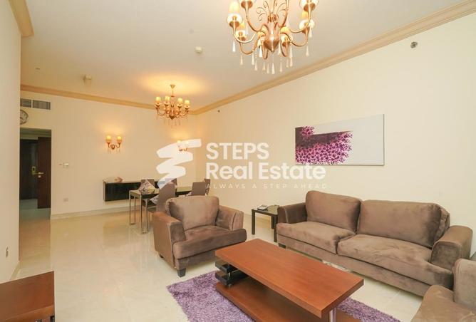 988989 - Property Image 3