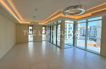 Apartment - 2 Bedrooms - 3 Bathrooms for sale in Crystal Residence - Gewan Island - The Pearl Island - Doha