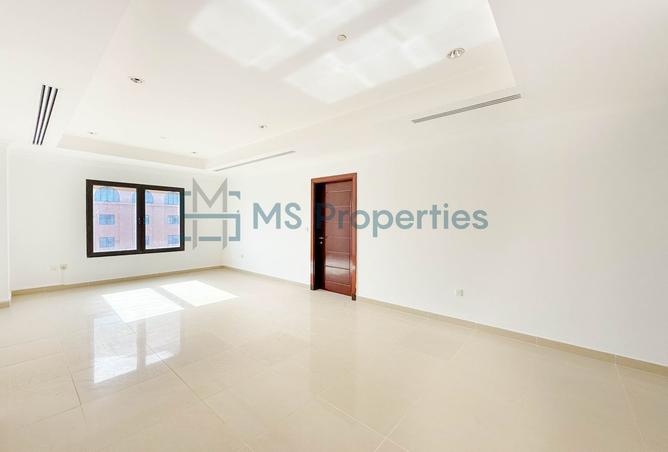 932695 - Property Main Image