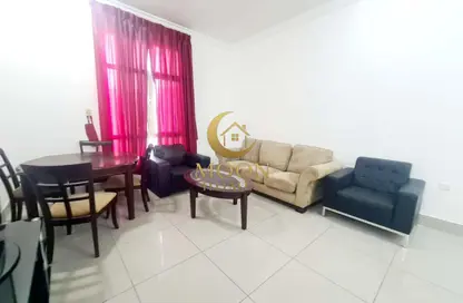Apartment - 1 Bedroom - 1 Bathroom for rent in Umm Ghuwalina - Umm Ghuwailina - Doha