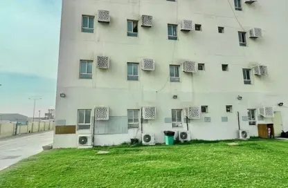 Labor Camp - Studio - 7+ Bathrooms for rent in Industrial Area - Doha