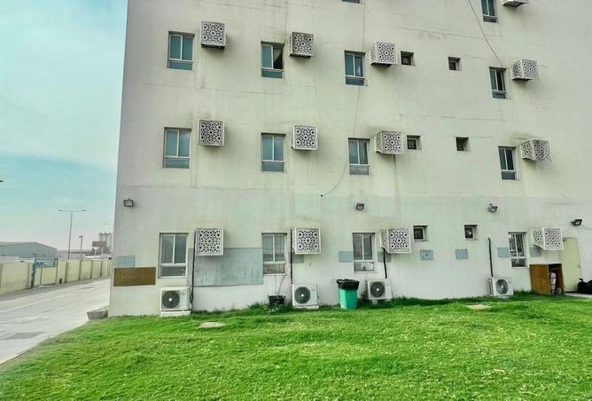 986112 - Property Main Image