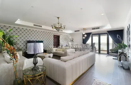 Apartment - 2 Bedrooms - 3 Bathrooms for sale in East Porto Drive - Porto Arabia - The Pearl Island - Doha