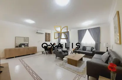 Apartment - 3 Bedrooms - 3 Bathrooms for rent in Anas Street - Fereej Bin Mahmoud North - Fereej Bin Mahmoud - Doha
