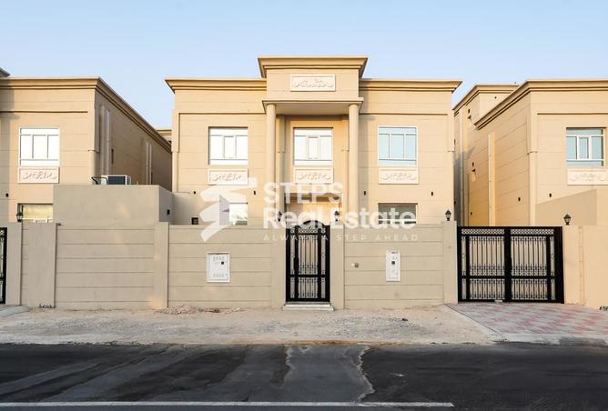 Villa - 5 Bedrooms - 6 Bathrooms for rent in Street 871 - Al Duhail South - Al Duhail - Doha