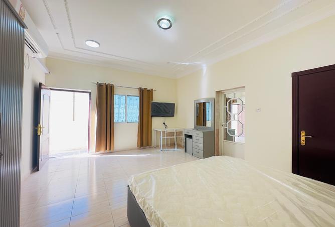 991673 - Property Image 2