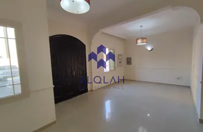 Compound - 3 Bedrooms - 4 Bathrooms for rent in Ain Khaled Villas - Ain Khaled - Doha