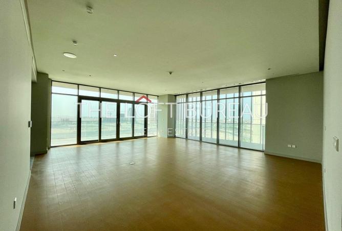 1004111 - Property Image 2