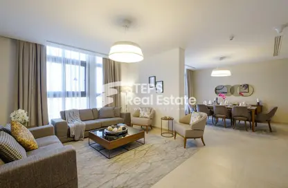 Living / Dining Room image for: Duplex - 2 Bedrooms - 4 Bathrooms for rent in Anas Street - Fereej Bin Mahmoud North - Fereej Bin Mahmoud - Doha, Image 1