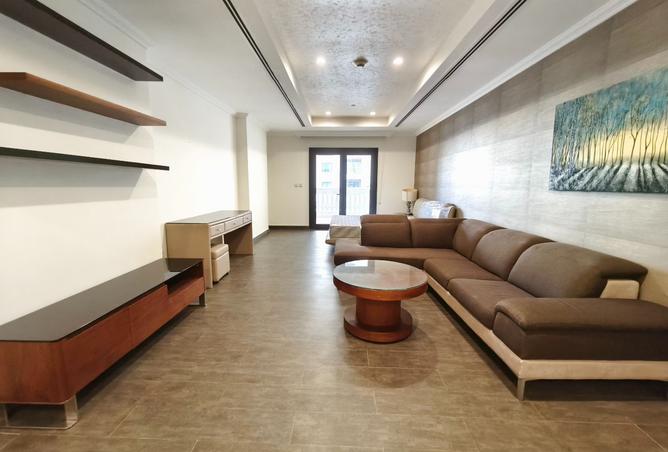 965363 - Property Image 2