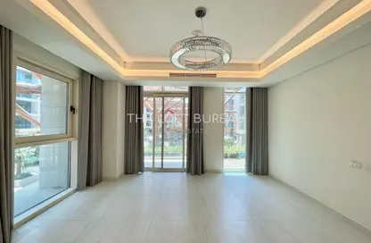 Apartment - 1 Bedroom - 2 Bathrooms for rent in Gewan Island - The Pearl Island - Doha