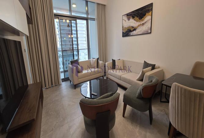 987430 - Property Image 2