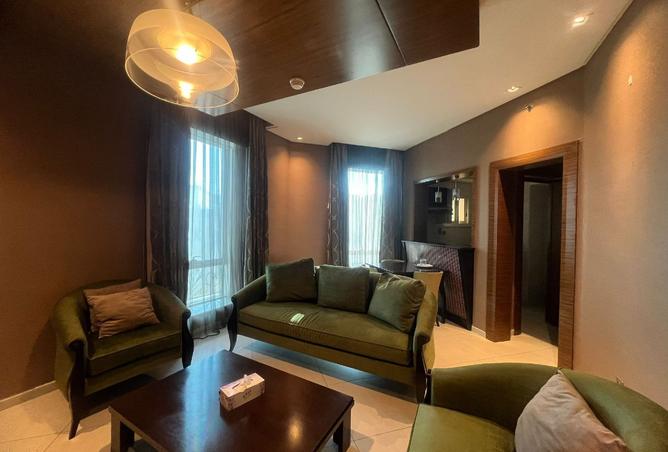 975854 - Property Image 2