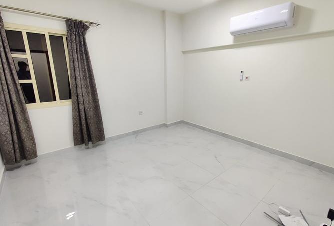 991596 - Property Image 2