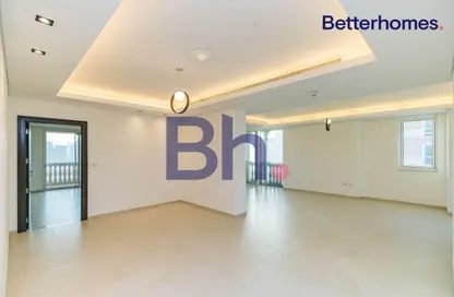 Apartment - 2 Bedrooms - 3 Bathrooms for sale in Viva West - Viva Bahriyah - The Pearl Island - Doha