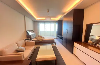 Apartment - Studio - 1 Bathroom for rent in Viva West - Viva Bahriyah - The Pearl Island - Doha