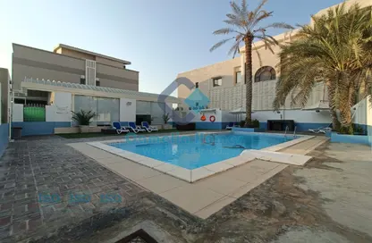 مجمع سكني - 4 غرف نوم - 4 حمامات للايجار في سلاطة الجديدة - سلاطة - الدوحة