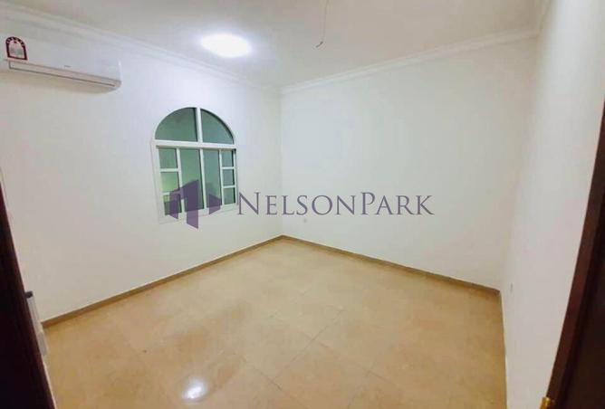 940405 - Property Image 3
