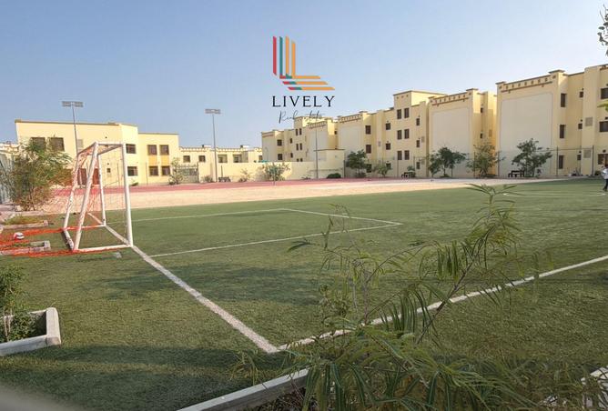 983164 - Property Image 2