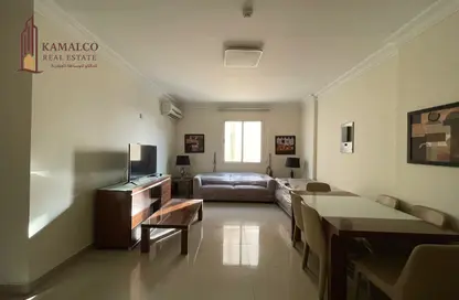 Apartment - 3 Bedrooms - 3 Bathrooms for rent in Umm Ghuwalina - Umm Ghuwailina - Doha