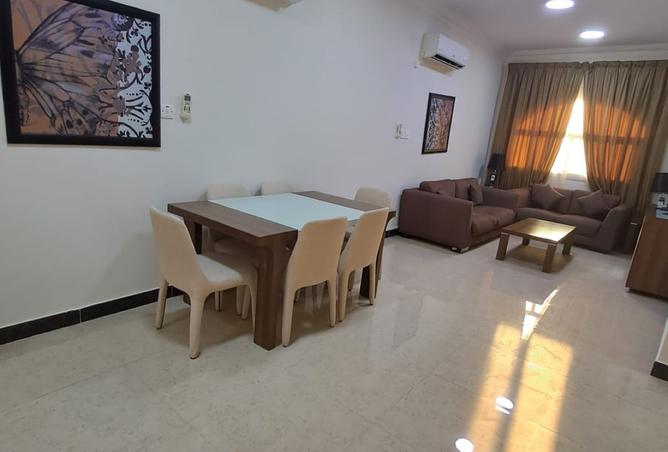 944460 - Property Image 2