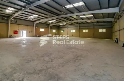 Warehouse - Studio for rent in Industrial Area 4 - Industrial Area - Industrial Area - Doha