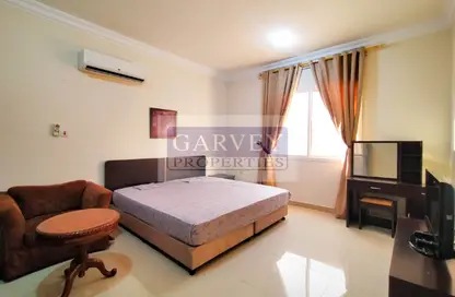 Apartment - Studio - 1 Bathroom for rent in Al Dafna - Al Dafna - Doha