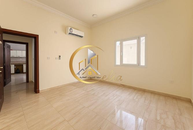 968227 - Property Image 3