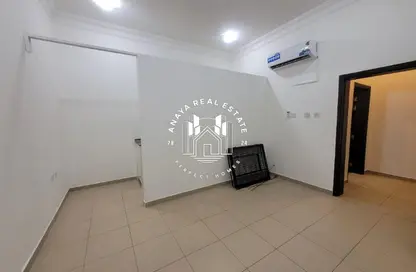 فيلا - غرفة نوم - 1 حمام للايجار في الثمامة - الثمامة - الدوحة