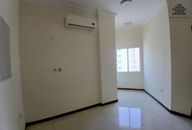 904653 - Property Main Image