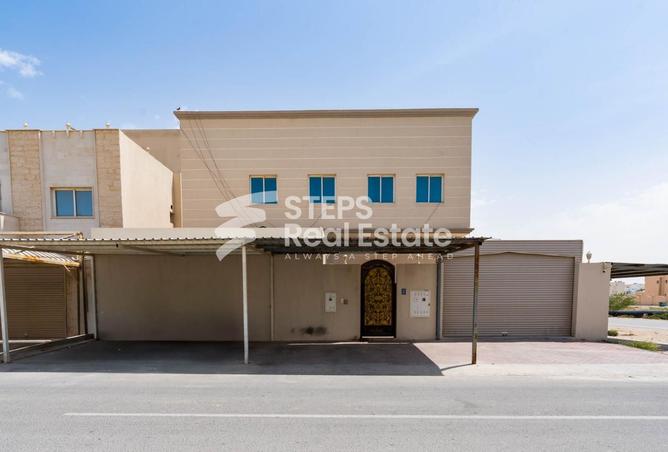 Villa - 6 Bedrooms - 6 Bathrooms for rent in Umm Qarn - Al Daayen