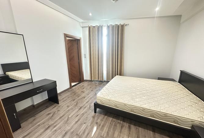 1001125 - Property Image 3