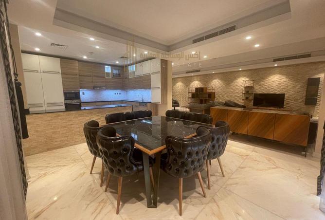 972312 - Property Image 3