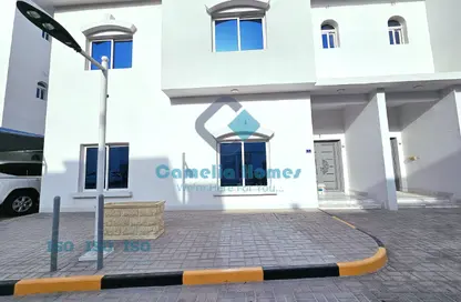 فيلا - 4 غرف نوم - 6 حمامات للايجار في الوعب - الوعب - الدوحة