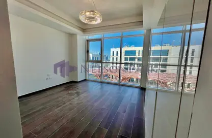 Apartment - 1 Bedroom - 2 Bathrooms for sale in Gewan Island - The Pearl Island - Doha