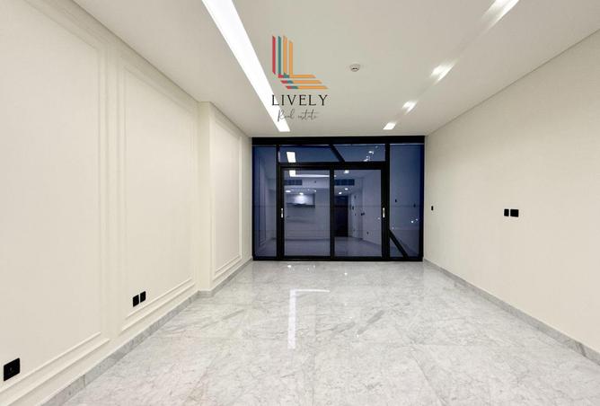 948094 - Property Image 2